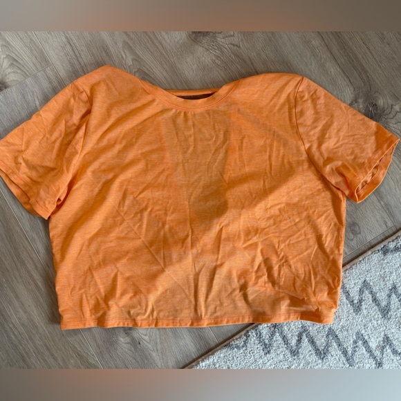 Cropped Tee with Open Back - Picture 1 of 2